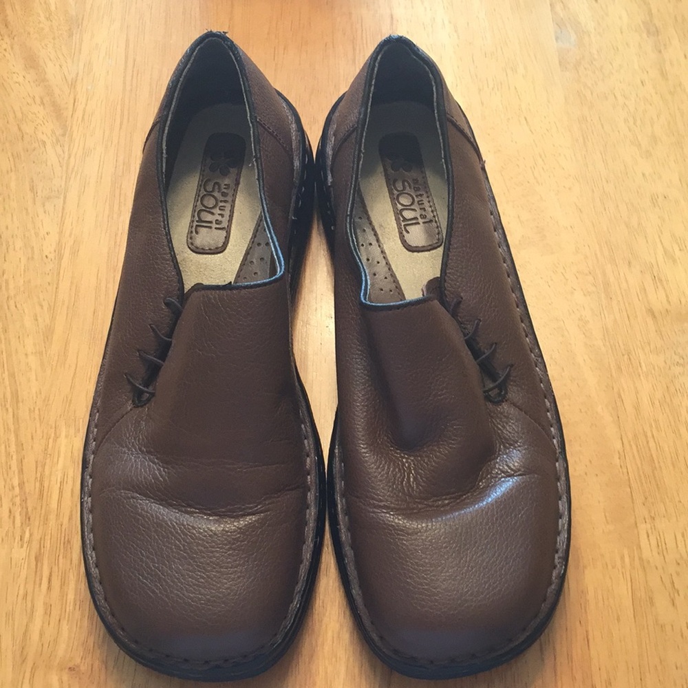 Natural Soul Brown Loafers